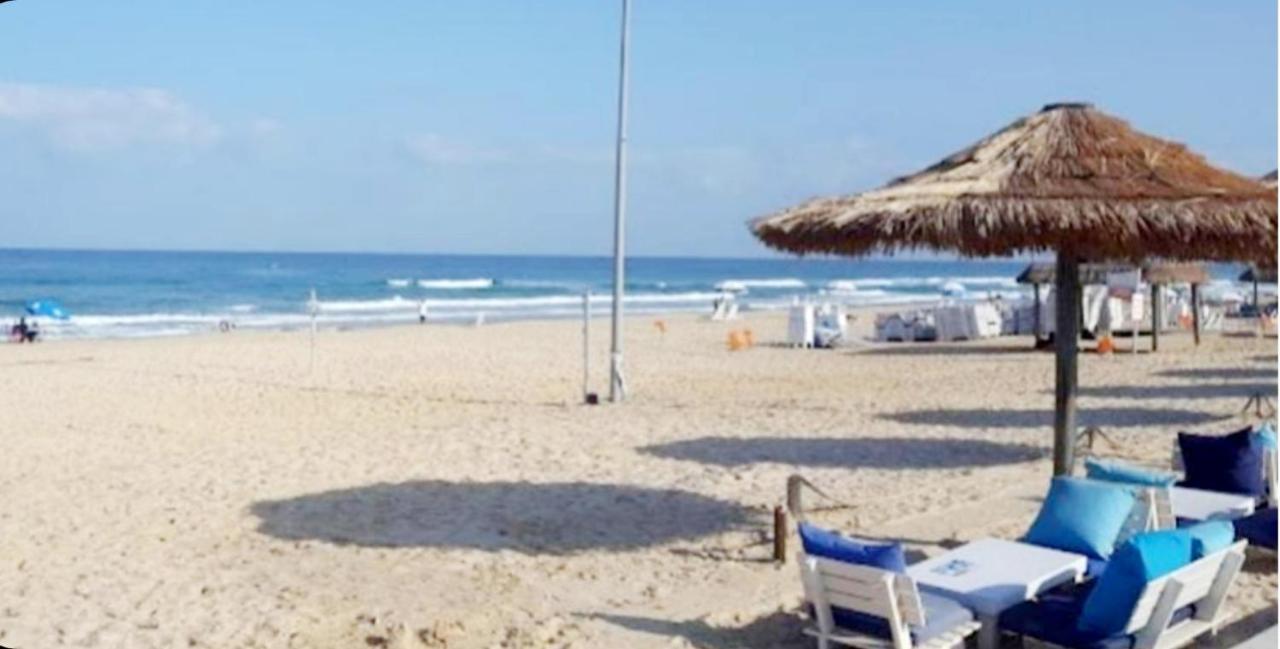 Beachfront Studio Apartment Bat Yam 412 Extérieur photo