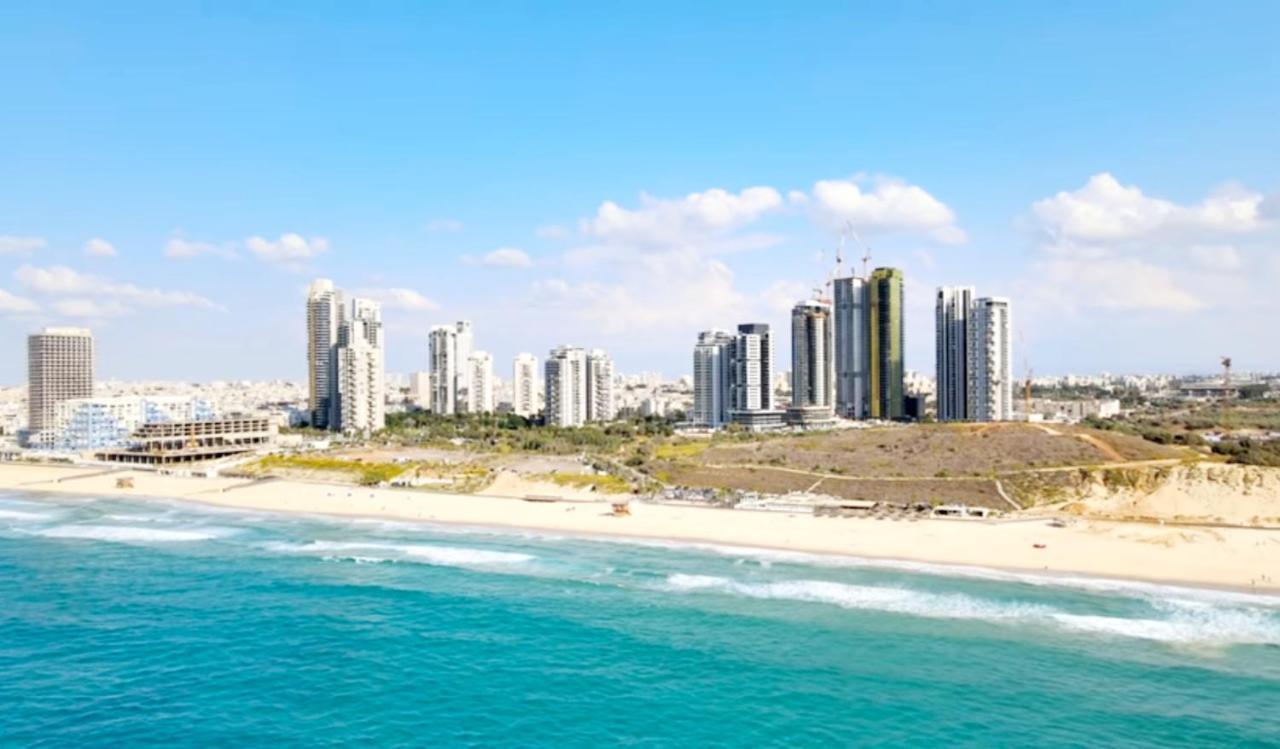 Beachfront Studio Apartment Bat Yam 412 Extérieur photo