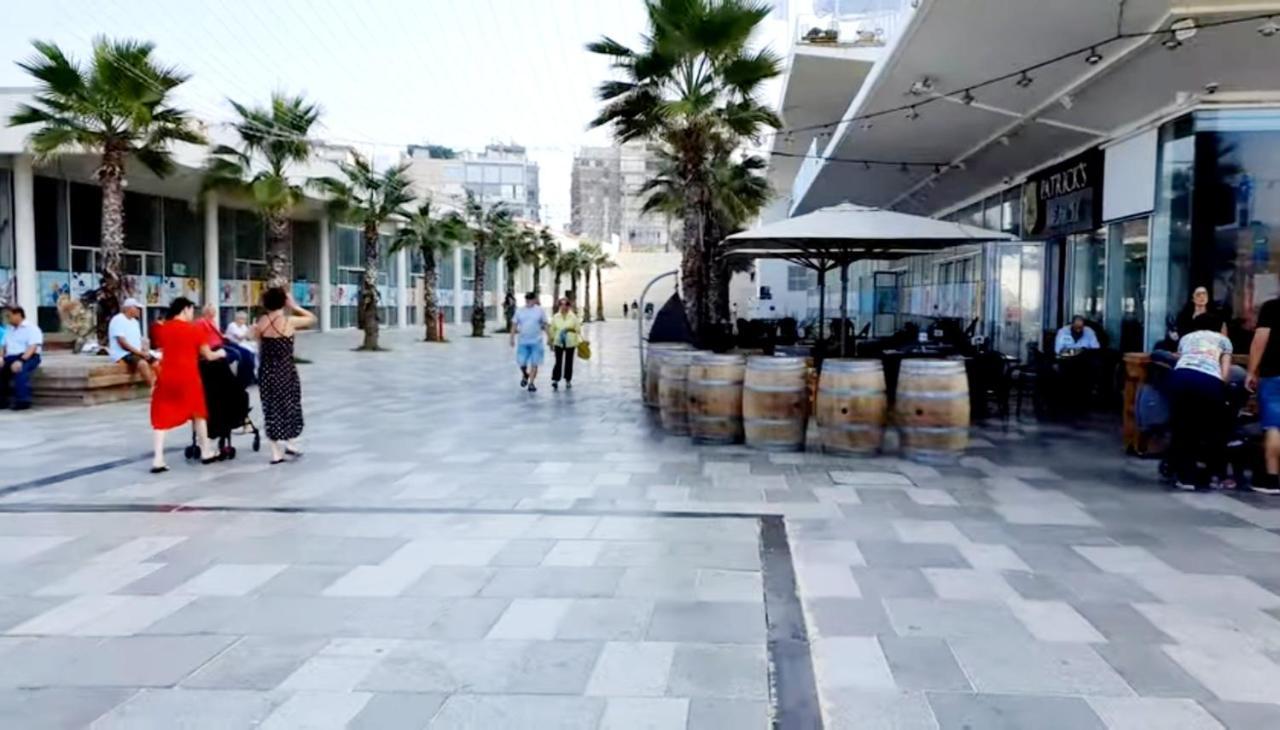 Beachfront Studio Apartment Bat Yam 412 Extérieur photo