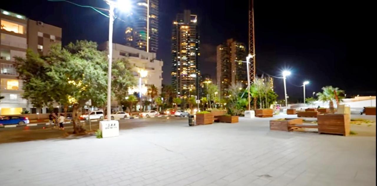 Beachfront Studio Apartment Bat Yam 412 Extérieur photo