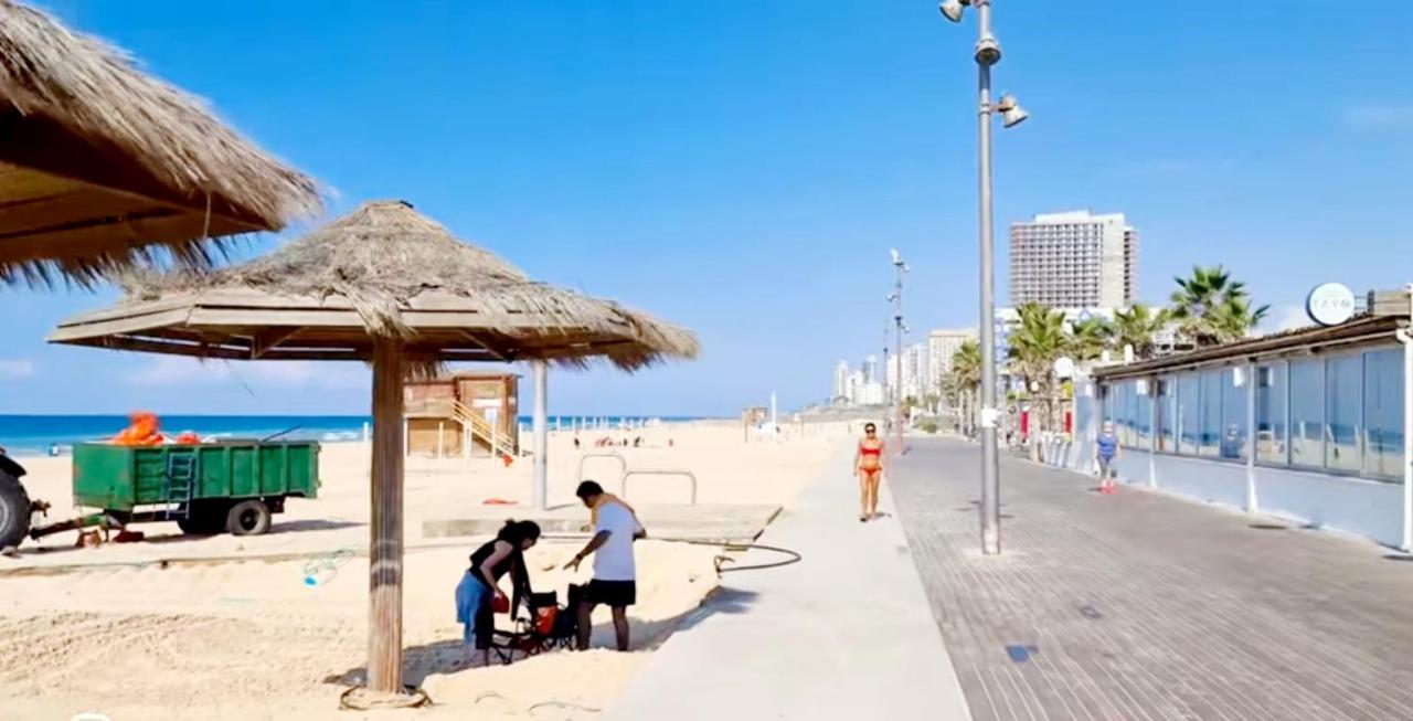 Beachfront Studio Apartment Bat Yam 412 Extérieur photo