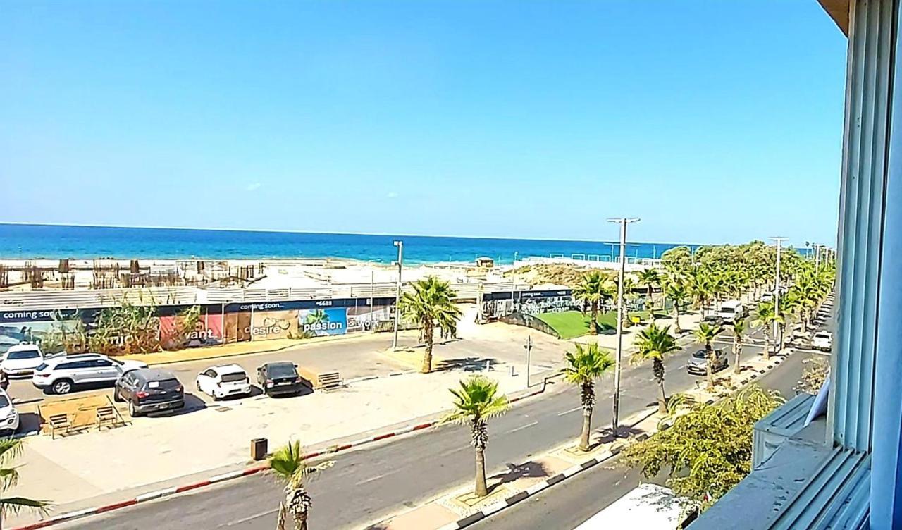 Beachfront Studio Apartment Bat Yam 412 Extérieur photo